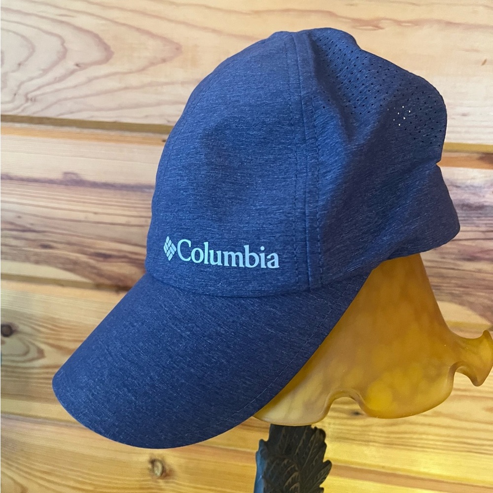 Columbia Navy Blue Outdoor Golf Cap